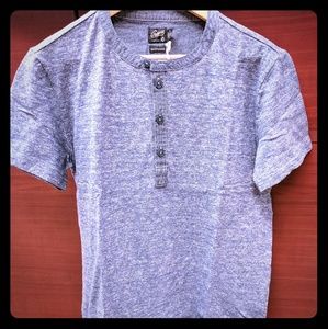 Short sleeve henley tee